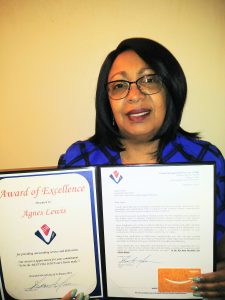 Agnes Lewis with her award.